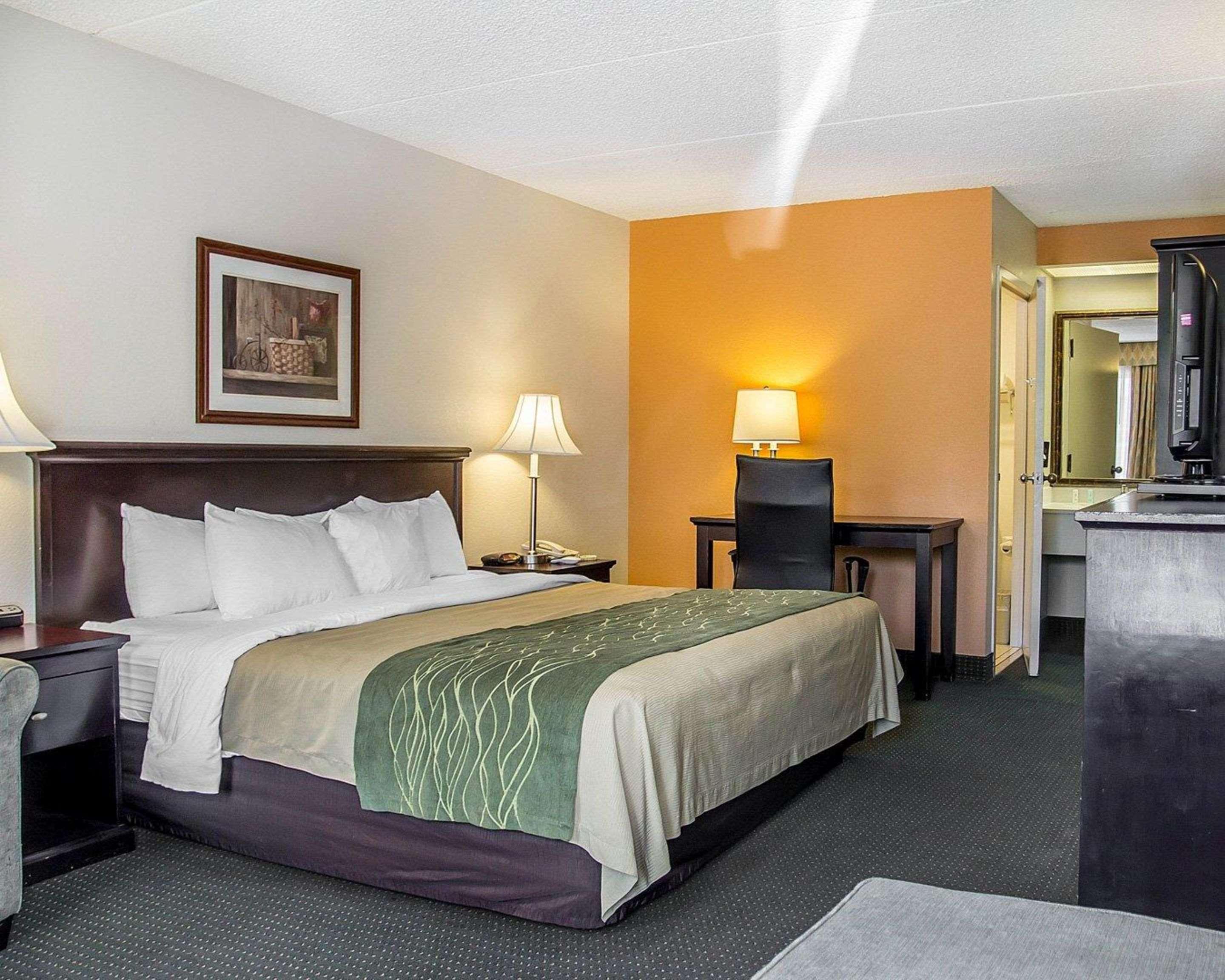 Quality Inn Riverside Near Ucr And Downtown Экстерьер фото
